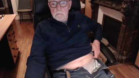 taisabaki54 online show from 11.16.25