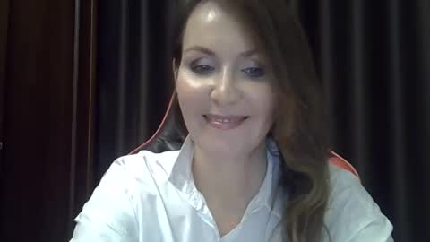 Snapshot of taisialucky77 chatting on 10.15.25 taisialucky77 online show from 10.15.25