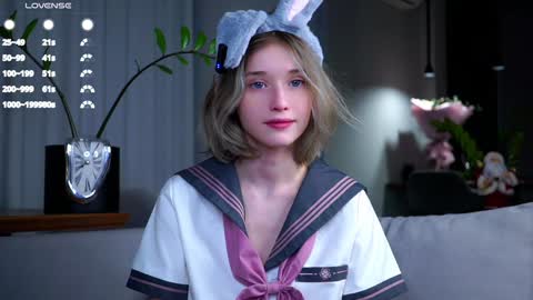 Mia online show from 12.11.24