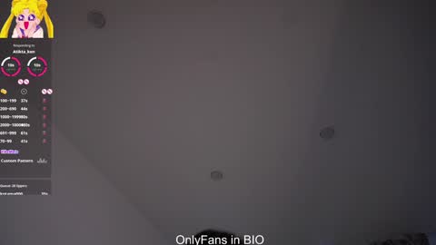 Mia online show from 02.15.26