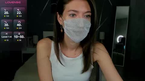 Sasha online show from 10.16.25