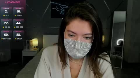 Sasha online show from 10.24.25