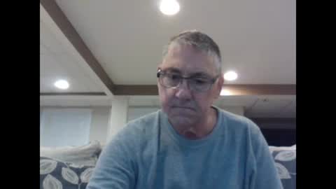 Snapshot of takeitalldown101 chatting on 02.23.25 takeitalldown101 online show from 02.23.25