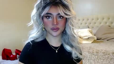 Lena online show from 01.25.25