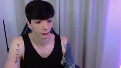 Snapshot of takeru___ chatting on 10.11.25 takeru___ online show from 10.11.25