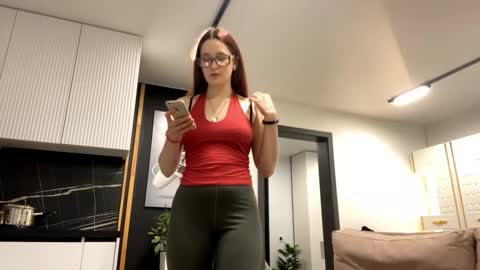 Ayla and Lexi online show from 11.21.25