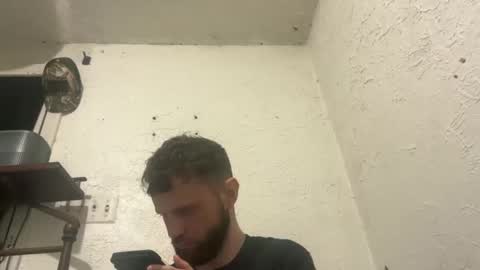 Snapshot of talenjames chatting on 11.03.25 Talen James online show from 11.03.25