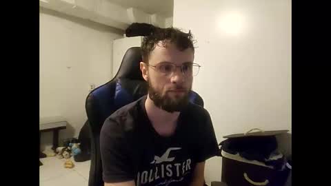 Snapshot of talenjames chatting on 12.02.25 Talen James online show from 12.02.25