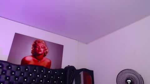 Snapshot of taliana36 chatting on 02.05.25 taliana36 online show from 02.05.25