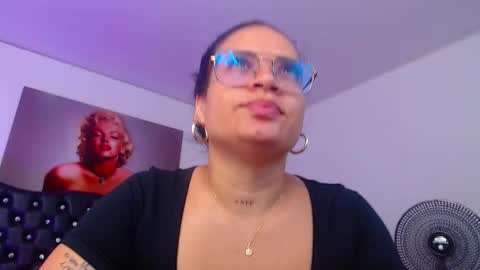 Snapshot of taliana36 chatting on 02.07.25 taliana36 online show from 02.07.25