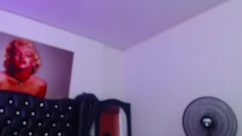 Snapshot of taliana36 chatting on 02.12.25 taliana36 online show from 02.12.25