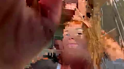 Snapshot of taliavaine chatting on 10.05.25 Talia online show from 10.05.25