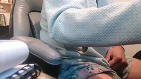 Snapshot of tallguysfbay chatting on 10.09.25 tallguysfbay online show from 10.09.25