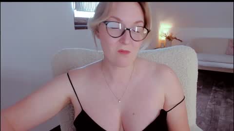 tallinnlove online show from 06.16.26