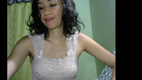 Snapshot of tallulah_riley chatting on 01.17.25 Tallulah Riley online show from 01.17.25