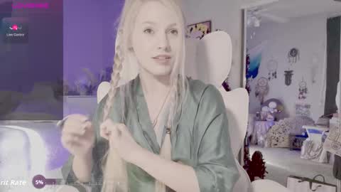 Snapshot of talulaa chatting on 10.19.25 Talula - OF talulaa online show from 10.19.25