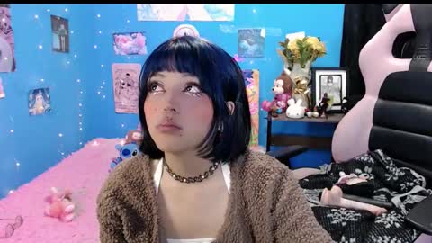 Alejandra Independent model online show from 11.30.25