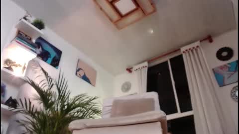 Snapshot of tamara_daniels chatting on 01.05.25 Tamara online show from 01.05.25