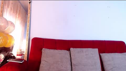 Tammy Modelo independiente YEAH online show from 11.21.25