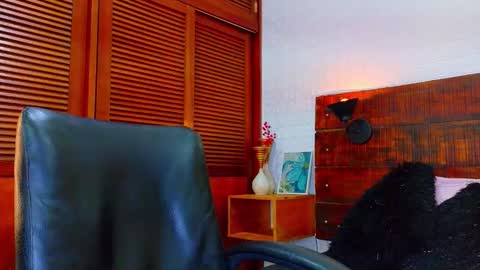    online show from 09.19.25