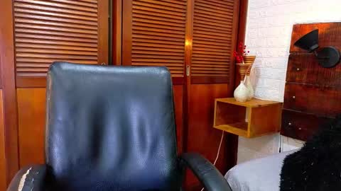    online show from 09.30.25