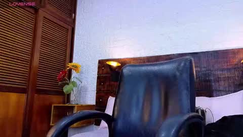    online show from 11.30.25