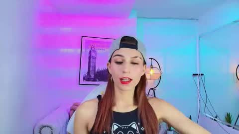 Snapshot of tamara_slimx chatting on 01.24.25 Tamara online show from 01.24.25