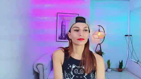 Snapshot of tamara_slimx chatting on 01.24.25 Tamara online show from 01.24.25
