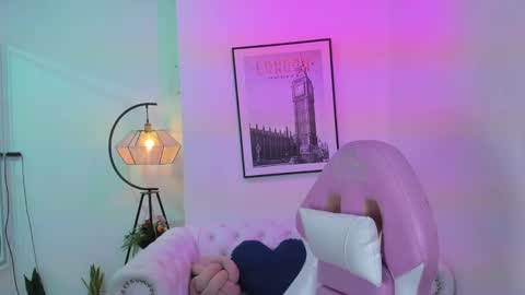 Snapshot of tamara_slimx chatting on 02.06.25 Tamara online show from 02.06.25