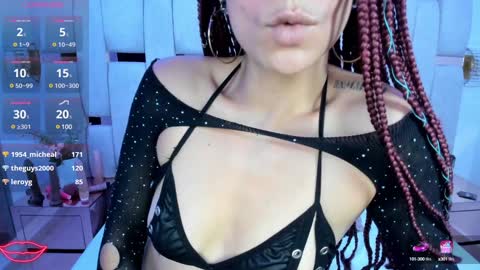 Snapshot of tamhy_ferrara chatting on 12.29.24 Tamhy online show from 12.29.24