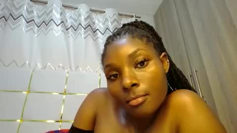 Snapshot of tamia538235 chatting on 01.13.25 tamia online show from 01.13.25