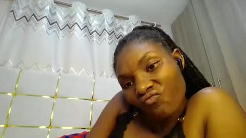 Snapshot of tamia538235 chatting on 01.25.25 tamia online show from 01.25.25