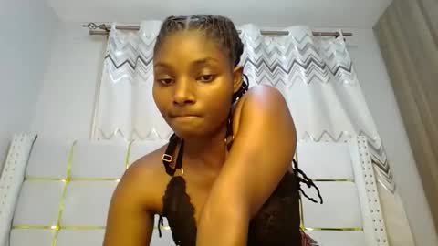 Snapshot of tamia538235 chatting on 02.13.25 tamia online show from 02.13.25