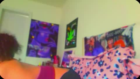 Tamiii420 online show from 04.25.26