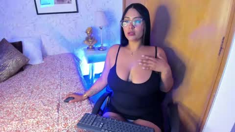Tammara  online show from 05.13.26