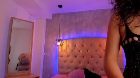   online show from 01.10.25