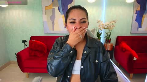 Snapshot of tammy_petit chatting on 01.16.25 Tammy online show from 01.16.25