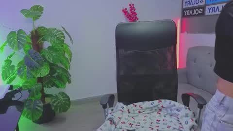 tammy_thompson_ online show from 12.18.25