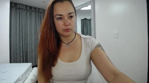 Snapshot of tammyparker_ chatting on 01.10.25 Tammara online show from 01.10.25