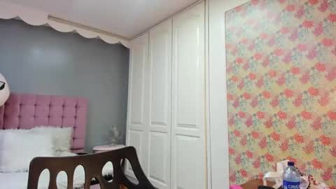 Tammara  online show from 10.22.25