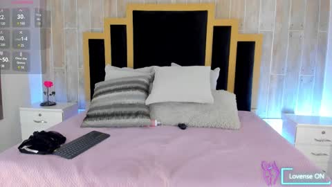 Snapshot of tamy_honey chatting on 02.20.25 Tamy online show from 02.20.25