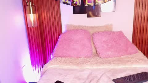  BLUE  online show from 10.23.25