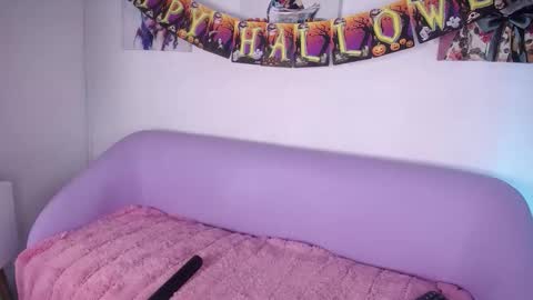  BLUE  online show from 10.28.25