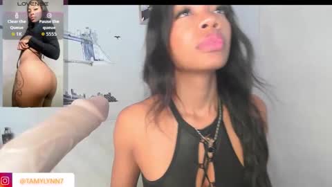 Snapshot of tamylynn05 chatting on 09.28.25 tamylynn online show from 09.28.25