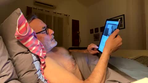 Dominique online show from 02.07.25
