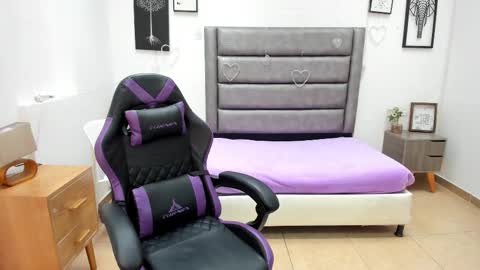 Tania  online show from 02.12.26