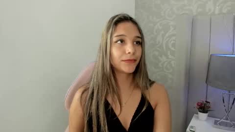 Snapshot of taniacarterr chatting on 02.26.25 TaniaCarter online show from 02.26.25