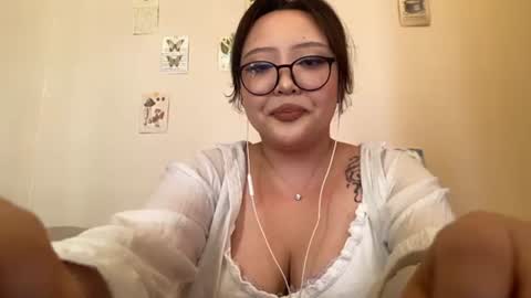 Snapshot of tannabarreca chatting on 07.20.26 EmiJoaans online show from 07.20.26