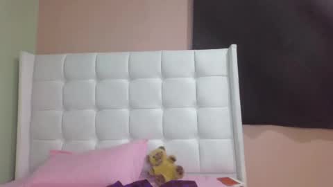 Snapshot of tannia004 chatting on 12.22.24 tania online show from 12.22.24