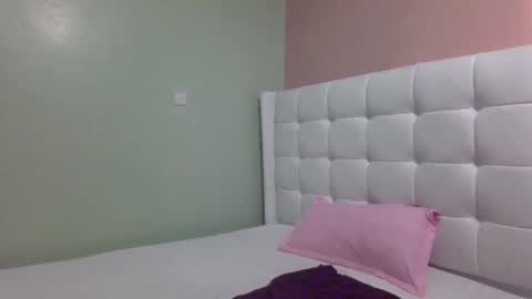 Snapshot of tannia004 chatting on 01.04.25 tania online show from 01.04.25